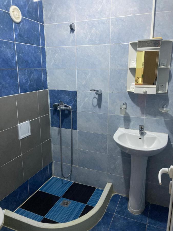 Provans Famili Hotel Letnitsa 外观 照片